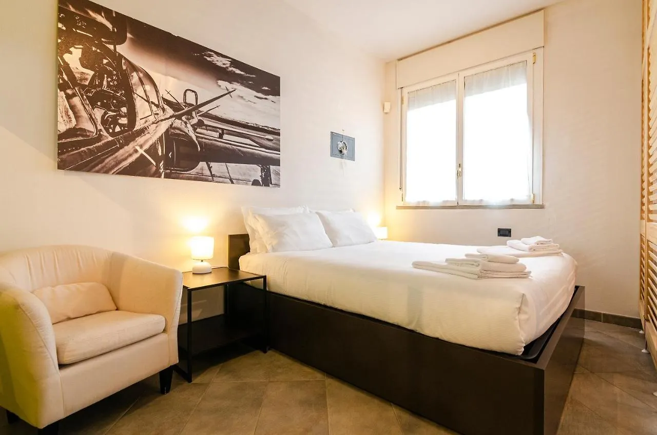 Large Studio Flat With Private Car Park Apartment Bologna