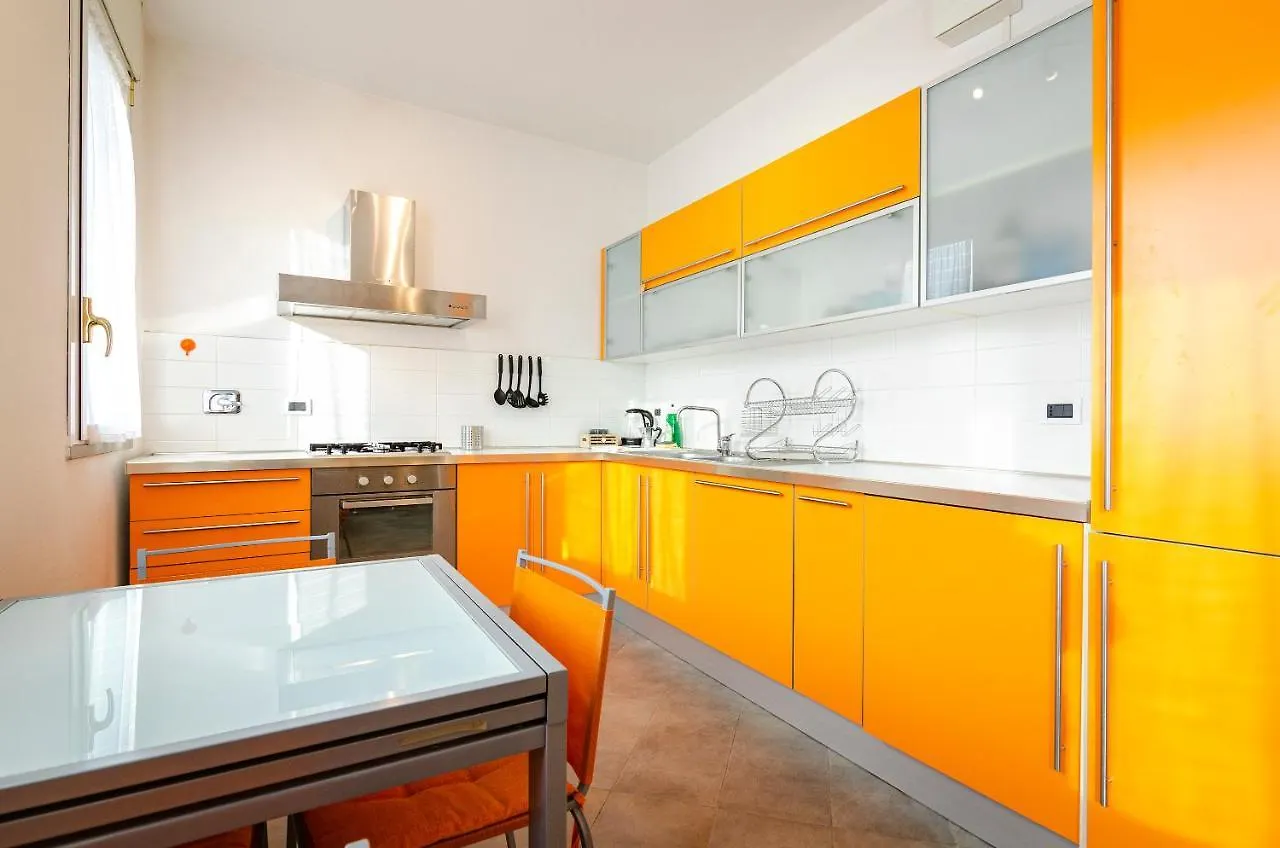 Large Studio Flat With Private Car Park Apartment Bologna Italy