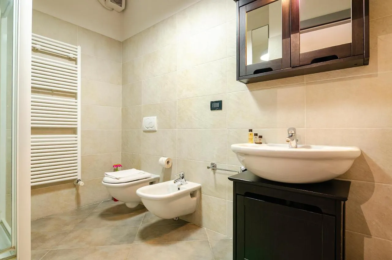 Large Studio Flat With Private Car Park Apartment Bologna Italy