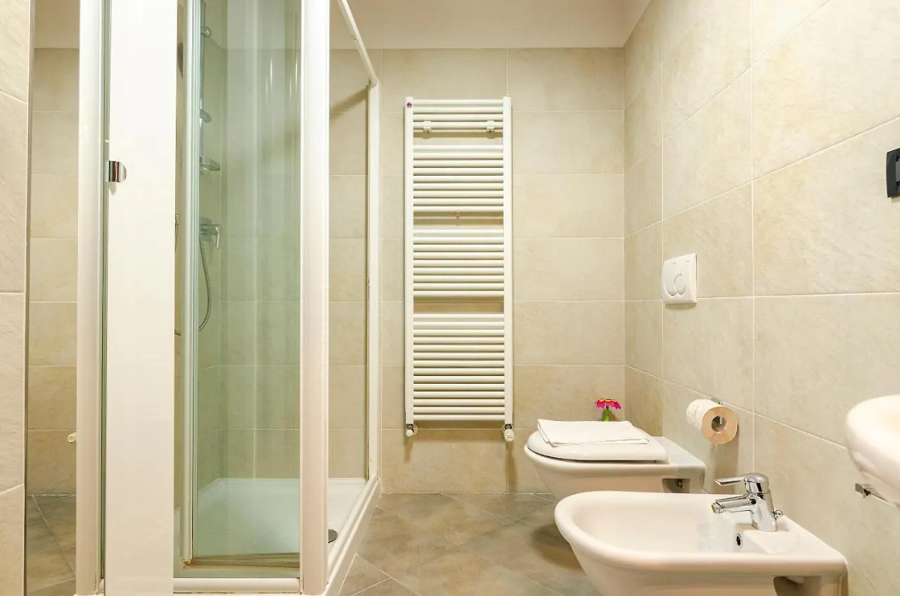 Large Studio Flat With Private Car Park Apartment Bologna